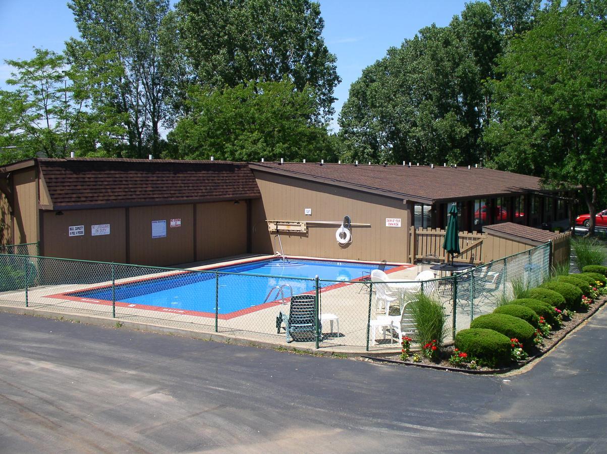 Arbor Inn Of Historic Marshall Exterior foto